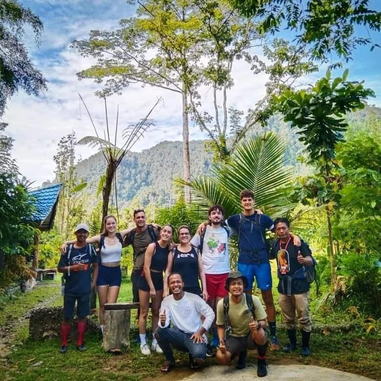 Batu Kapal Guest House & Jungle Trekking Букит-Лаванг Экстерьер фото