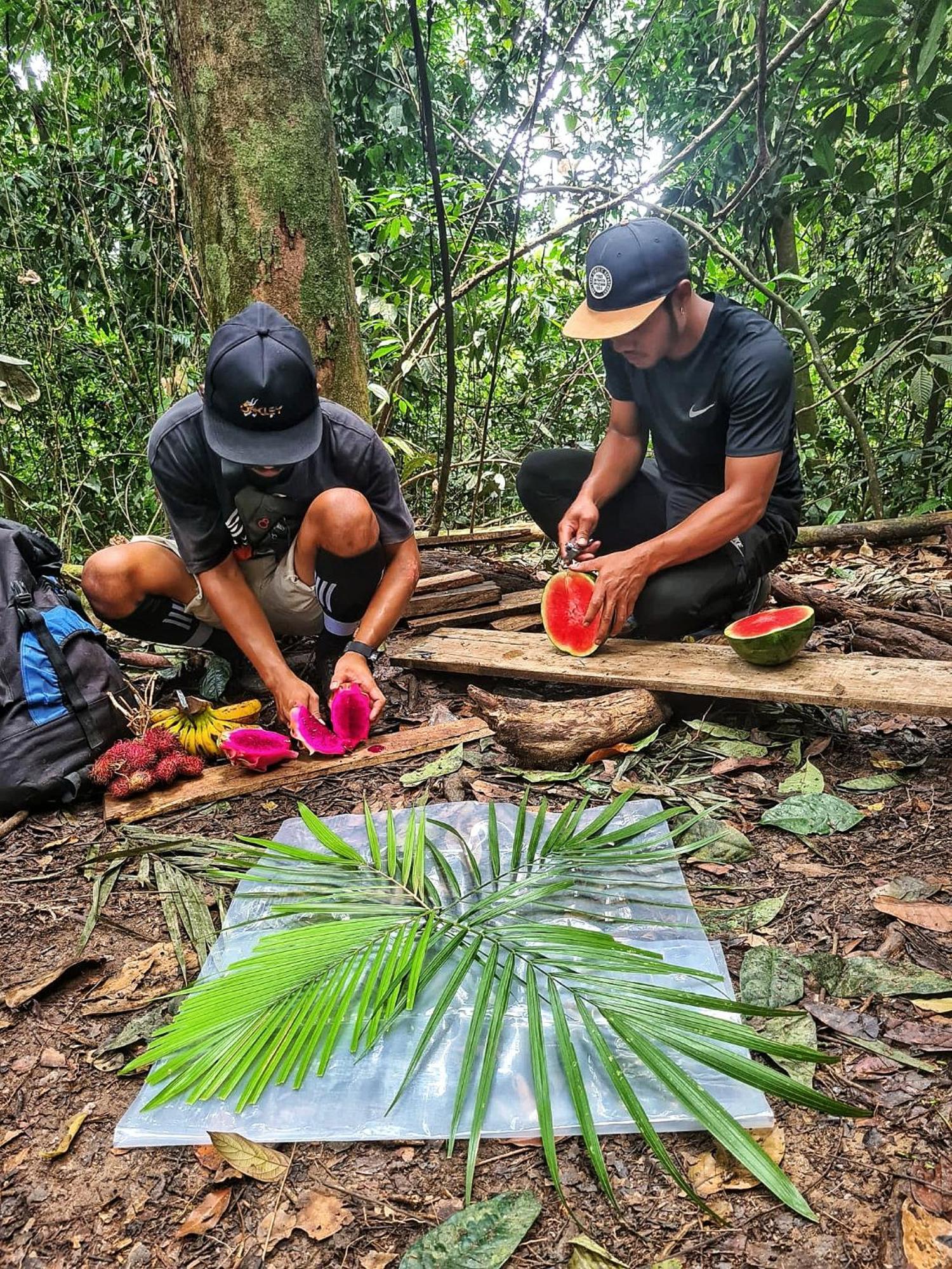 Batu Kapal Guest House & Jungle Trekking Букит-Лаванг Экстерьер фото